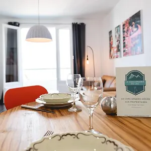 Allure - 2 Bedroom With Balcony In The Centre Of , Annecy France
