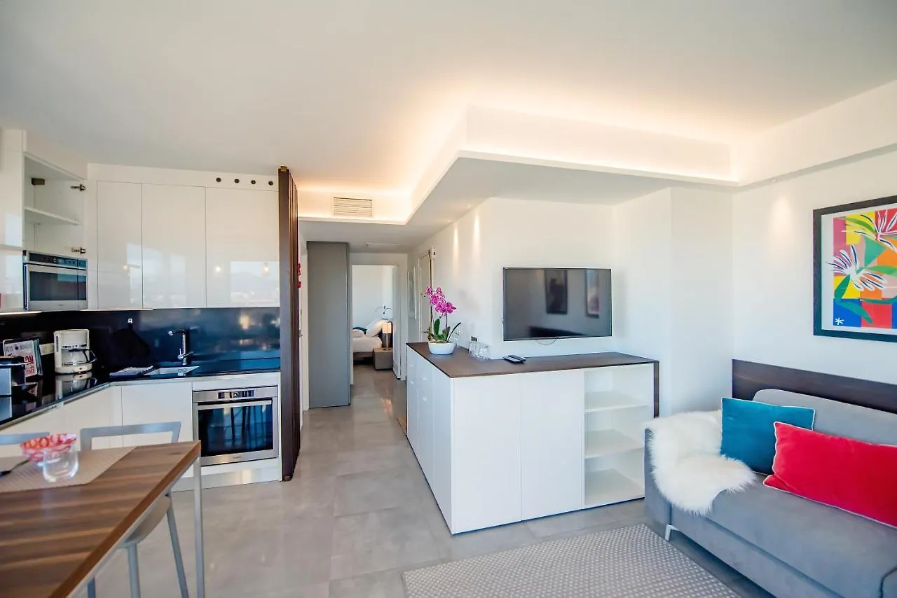 High Standing With Incredible Old Antibes And Sea Views Apartment France